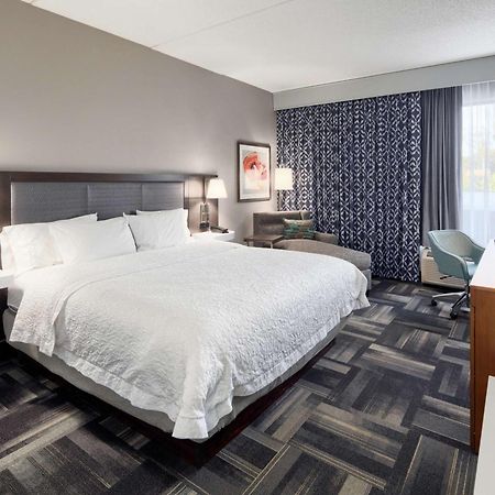 Hampton Inn Louisville Northeast מראה חיצוני תמונה