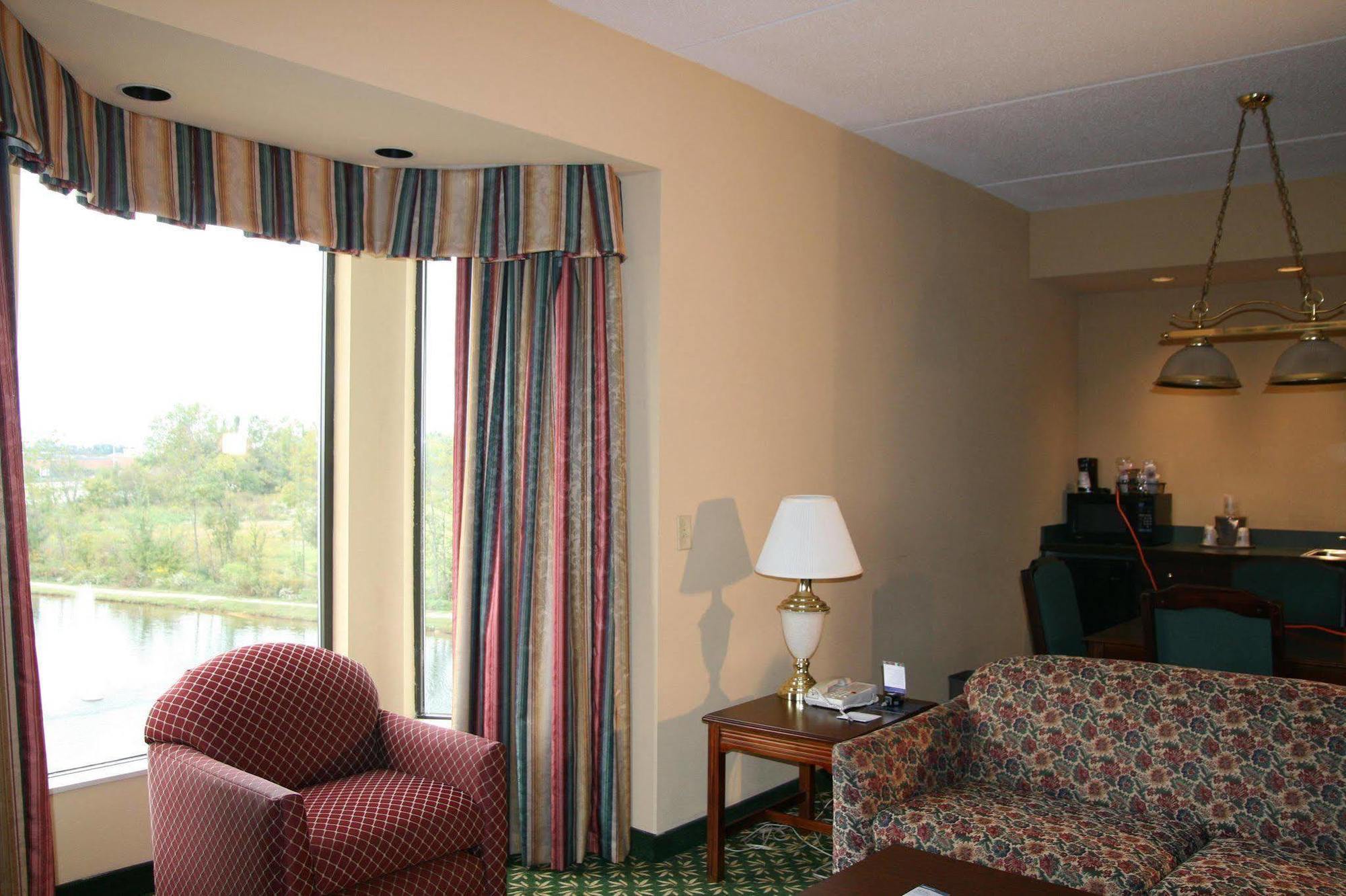 Hampton Inn Louisville Northeast חדר תמונה